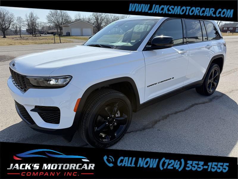 used 2023 Jeep Grand Cherokee car, priced at $36,900
