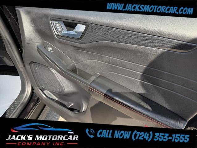 used 2023 Ford Escape car, priced at $30,900