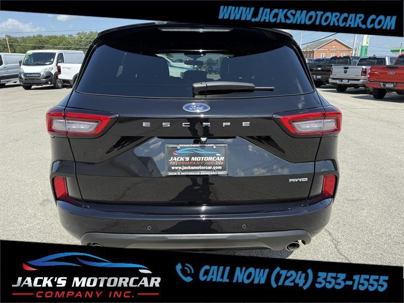 used 2023 Ford Escape car, priced at $30,900
