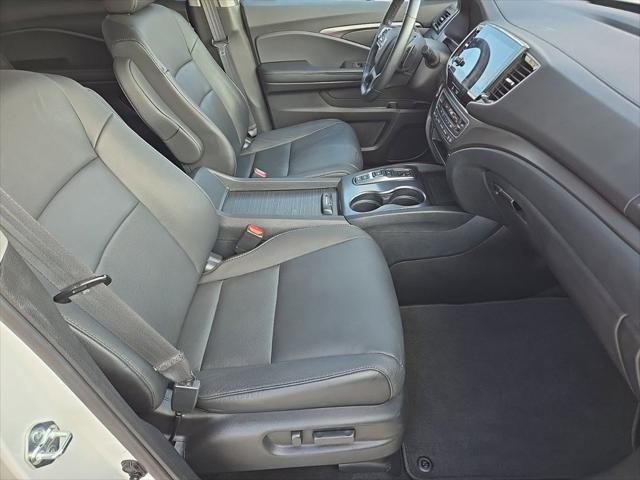 used 2022 Honda Pilot car, priced at $29,401