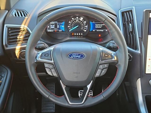 used 2024 Ford Edge car, priced at $31,411