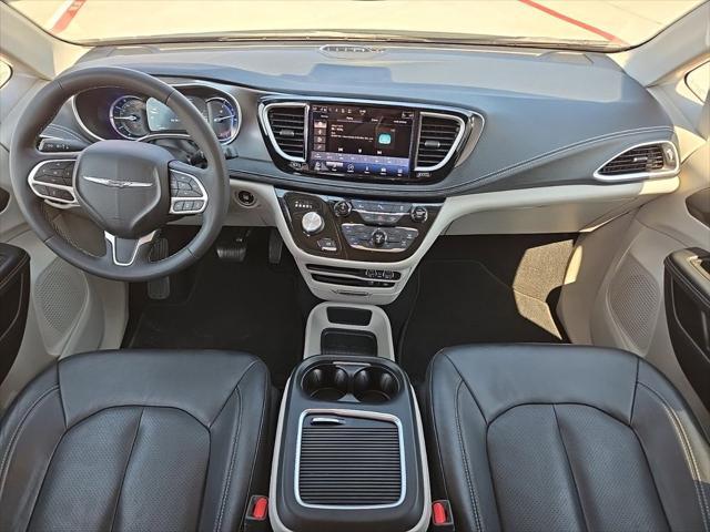 used 2022 Chrysler Pacifica Hybrid car, priced at $21,998