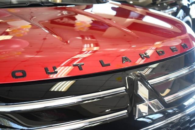 new 2025 Mitsubishi Outlander car, priced at $35,995
