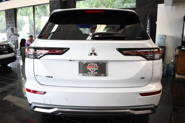 new 2025 Mitsubishi Outlander car, priced at $31,995