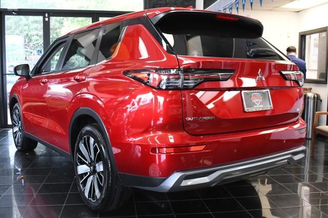 used 2025 Mitsubishi Outlander car, priced at $29,995