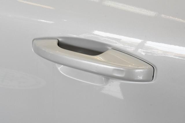 used 2021 Volvo XC40 car, priced at $26,995