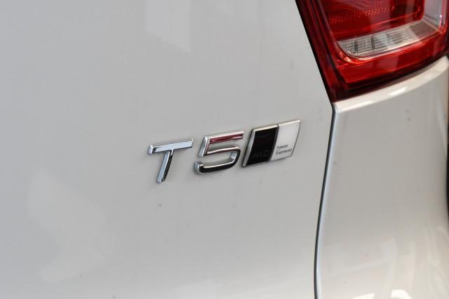 used 2021 Volvo XC40 car, priced at $26,995