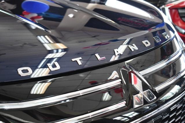new 2025 Mitsubishi Outlander car, priced at $38,030