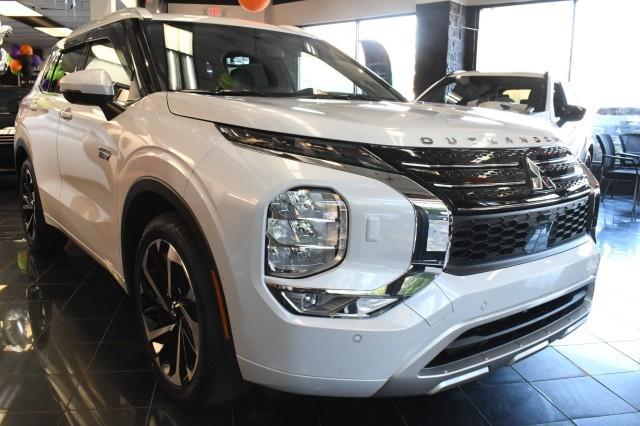 new 2025 Mitsubishi Outlander PHEV car, priced at $48,985