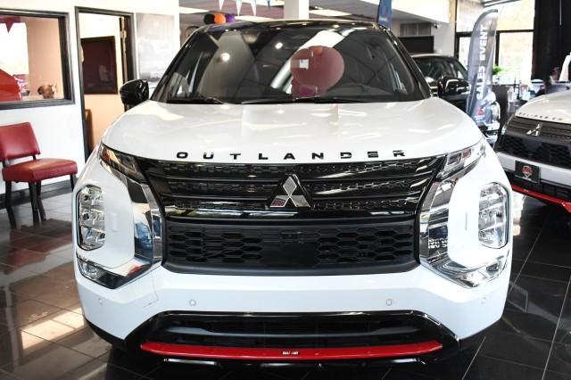 new 2024 Mitsubishi Outlander car, priced at $34,215