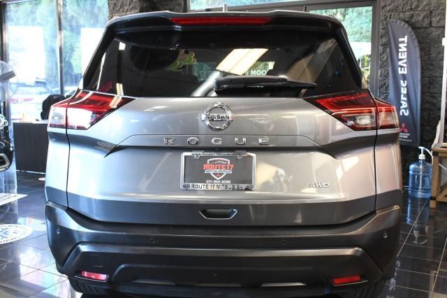 used 2021 Nissan Rogue car, priced at $15,624