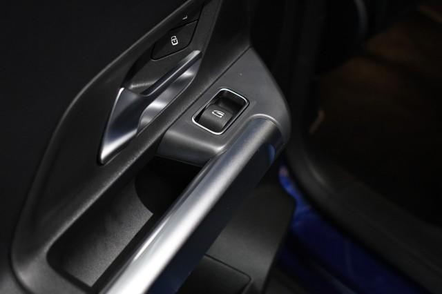 used 2021 Mercedes-Benz GLB 250 car, priced at $29,995