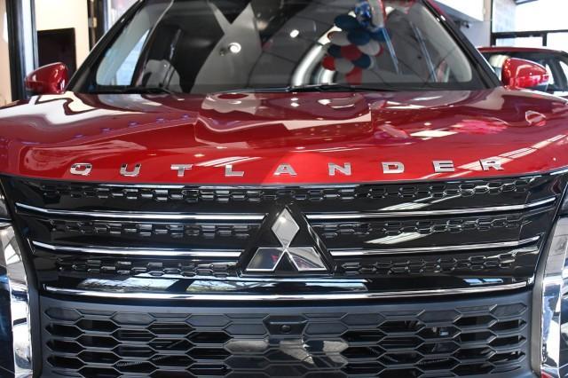 new 2024 Mitsubishi Outlander car, priced at $29,143