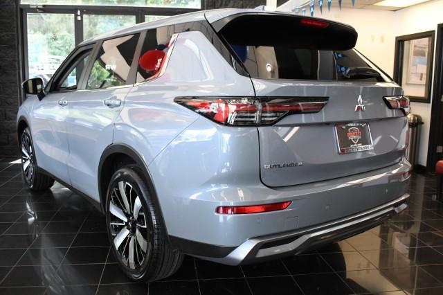 new 2025 Mitsubishi Outlander car, priced at $37,490