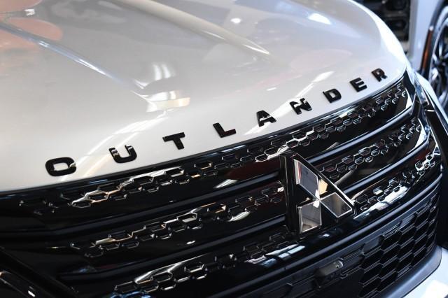 new 2025 Mitsubishi Outlander PHEV car, priced at $50,880