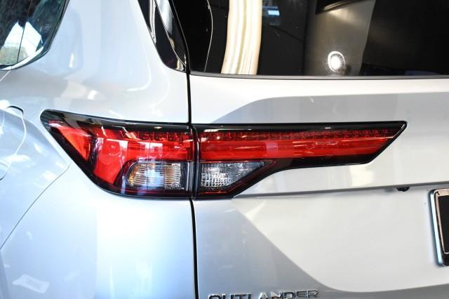 new 2025 Mitsubishi Outlander PHEV car, priced at $50,880