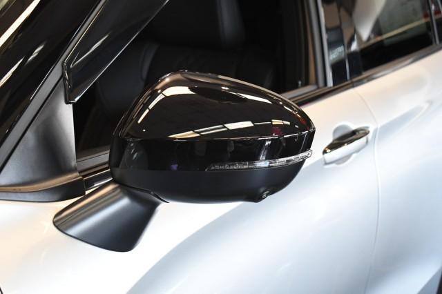 new 2025 Mitsubishi Outlander PHEV car, priced at $50,880