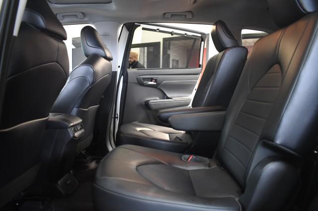 used 2022 Toyota Highlander car, priced at $35,595