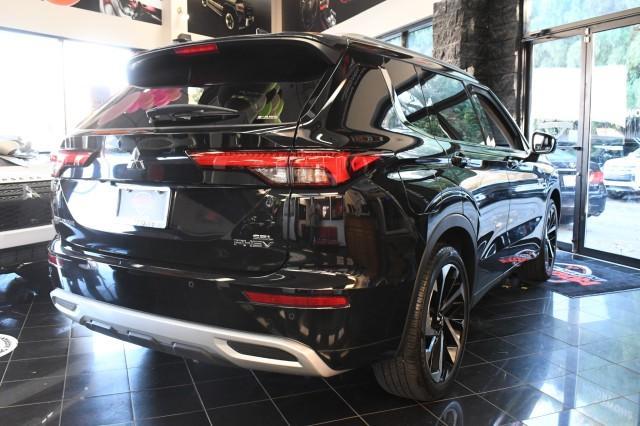 used 2024 Mitsubishi Outlander car, priced at $26,995