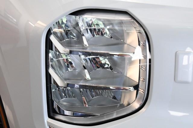 new 2025 Mitsubishi Outlander car, priced at $31,995