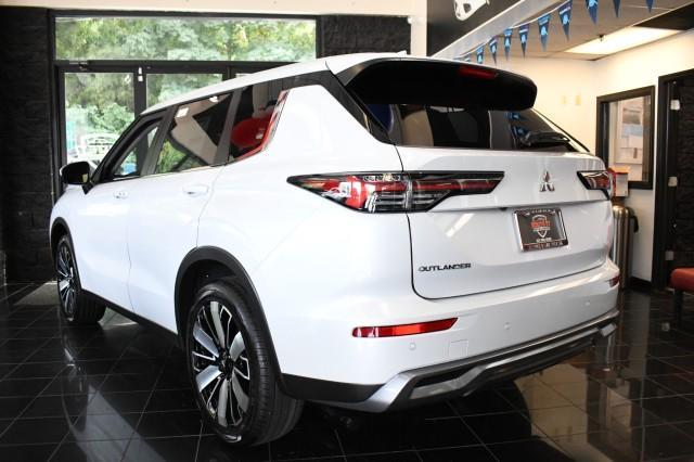 new 2025 Mitsubishi Outlander car, priced at $31,995