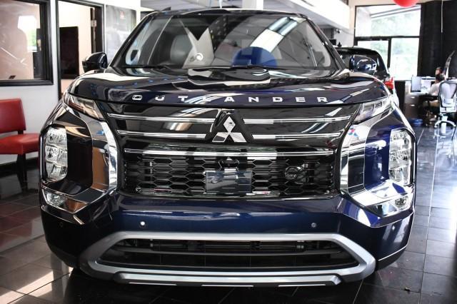 new 2025 Mitsubishi Outlander car, priced at $31,995