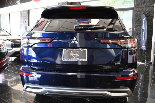 new 2025 Mitsubishi Outlander car, priced at $43,155