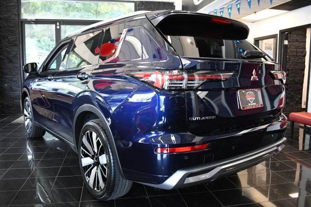 new 2025 Mitsubishi Outlander car, priced at $43,155