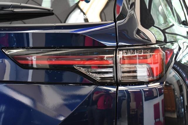 new 2025 Mitsubishi Outlander car, priced at $43,155