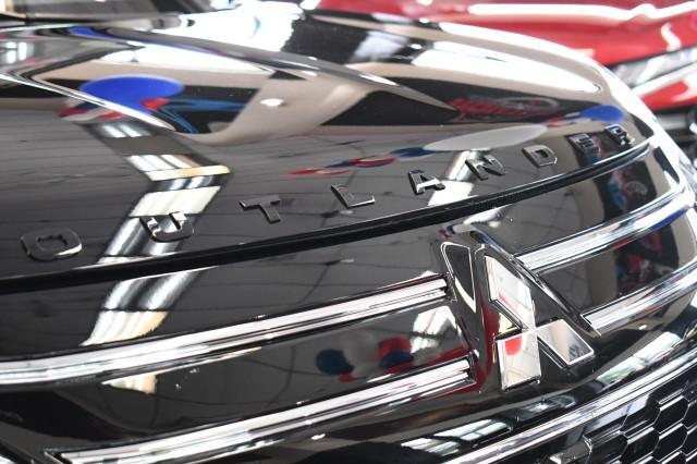 new 2025 Mitsubishi Outlander car, priced at $29,205