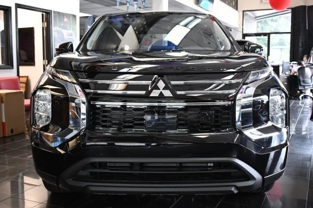 new 2025 Mitsubishi Outlander car, priced at $29,205
