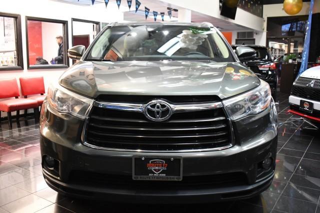 used 2016 Toyota Highlander car, priced at $16,195