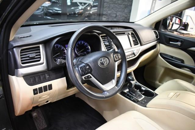 used 2016 Toyota Highlander car, priced at $16,195