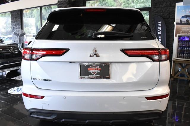 used 2022 Mitsubishi Outlander car, priced at $18,995
