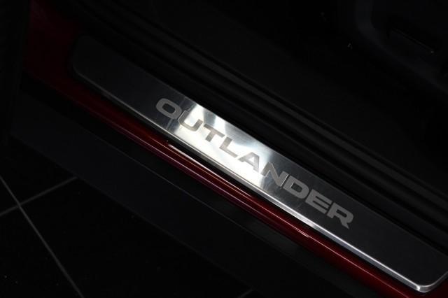 new 2024 Mitsubishi Outlander car, priced at $34,905