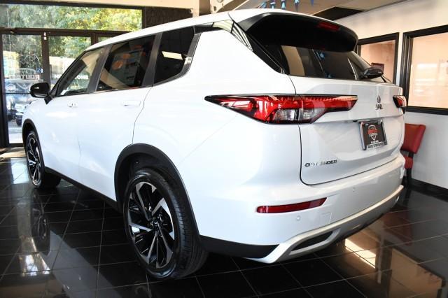 new 2024 Mitsubishi Outlander car, priced at $33,095