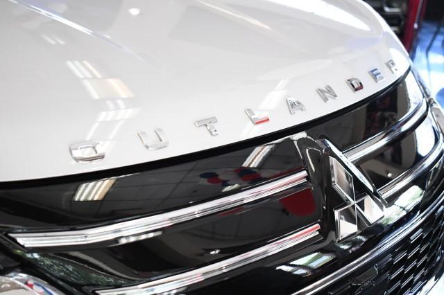 new 2025 Mitsubishi Outlander car, priced at $38,625