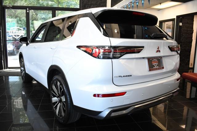new 2025 Mitsubishi Outlander car, priced at $38,625