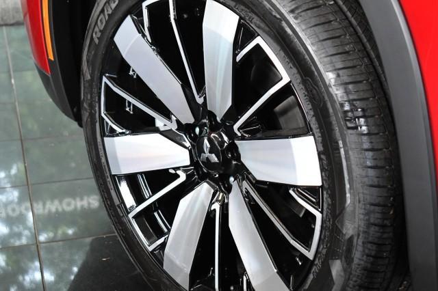 new 2025 Mitsubishi Outlander car, priced at $39,810