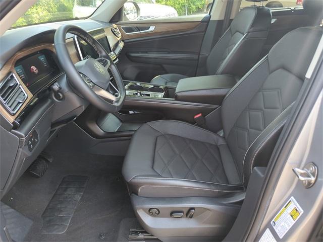 used 2024 Volkswagen Atlas car, priced at $32,990