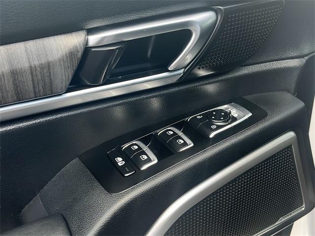 used 2023 Kia Telluride car, priced at $34,495