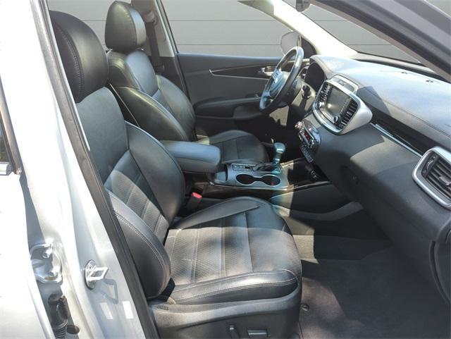 used 2019 Kia Sorento car, priced at $15,700