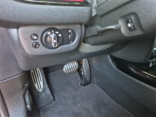 used 2022 MINI Clubman car, priced at $23,036