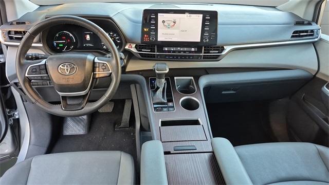 used 2023 Toyota Sienna car, priced at $39,702