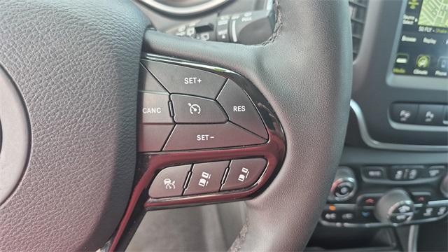 used 2023 Jeep Cherokee car, priced at $22,100