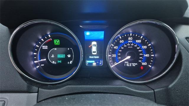 used 2015 Hyundai Sonata Hybrid car, priced at $8,780