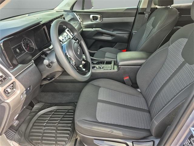 used 2022 Kia Sorento car, priced at $23,559