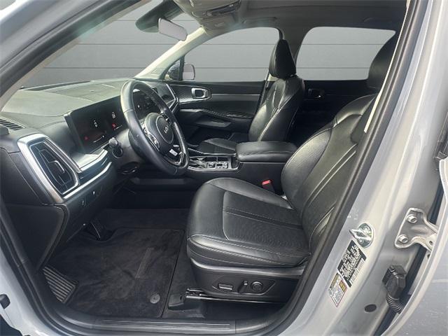 used 2024 Kia Sorento car, priced at $27,685