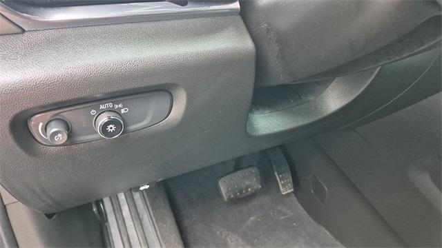 used 2023 Chevrolet Traverse car, priced at $26,990