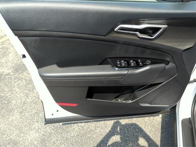 used 2025 Kia Sportage car, priced at $29,600
